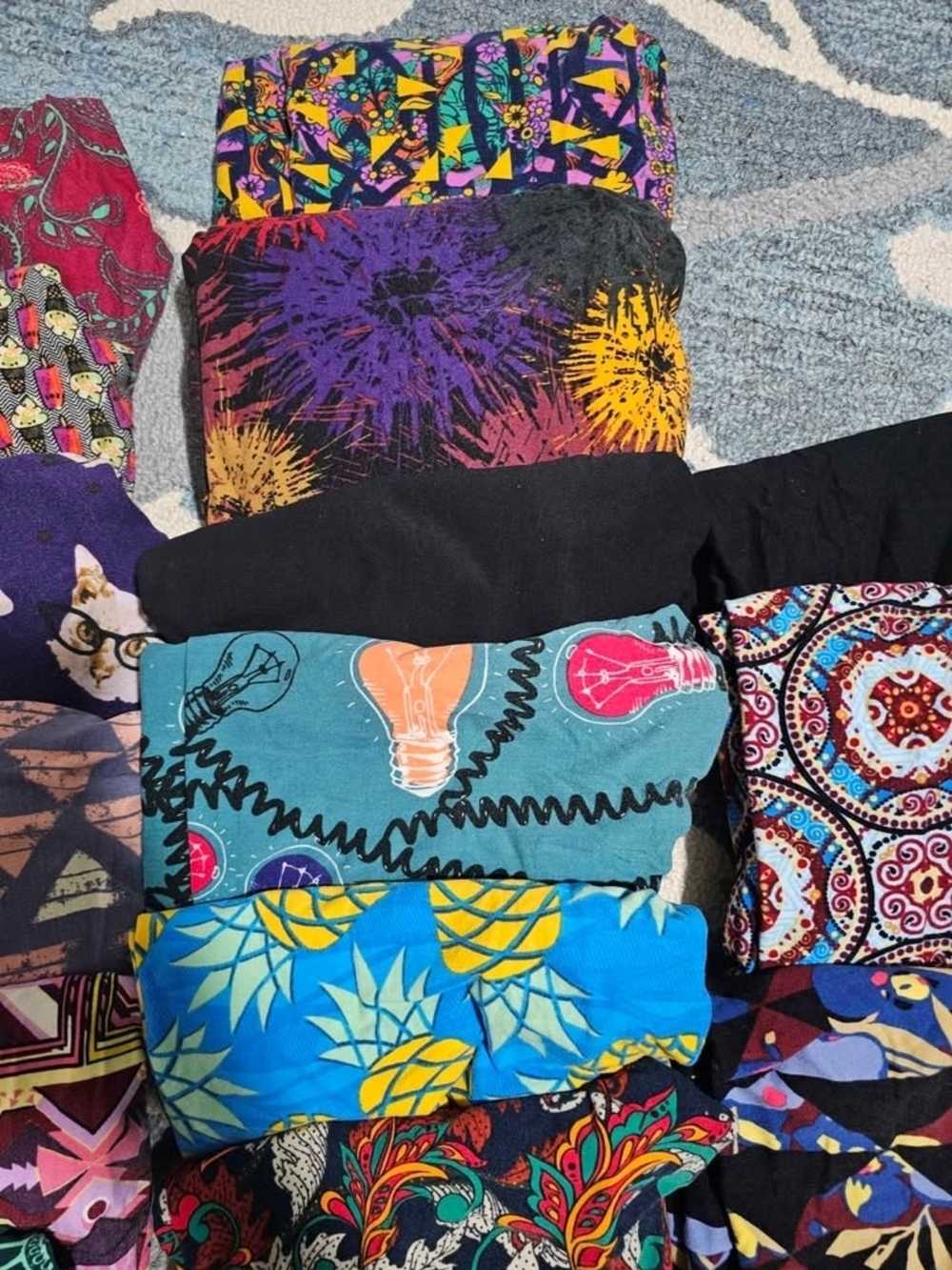 Lularoe TC Leggings (15 Pair) - Picture 4 of 5
